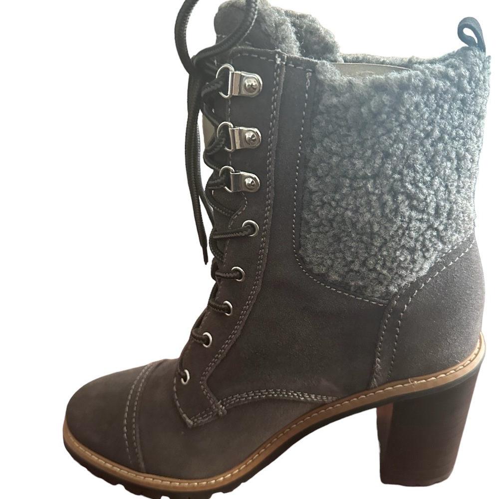 New Nine West Combat Boots. Size 8.5M